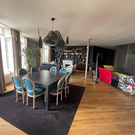 Apartment Bourgeois Et Moderne Au Coeur D'epinal, Ideal Pour Decouvrir La *