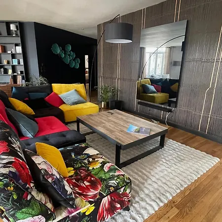 Bourgeois Et Moderne Au Coeur D'epinal, Ideal Pour Decouvrir La *
