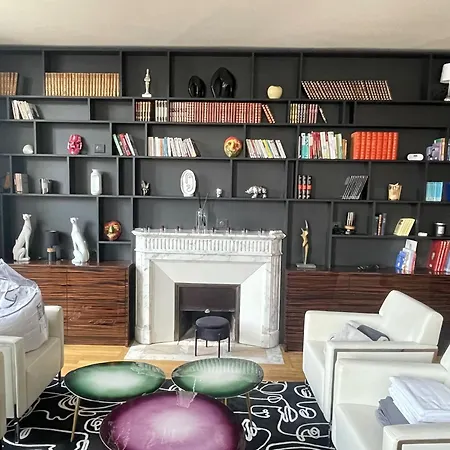 Bourgeois Et Moderne Au Coeur D'epinal, Ideal Pour Decouvrir La *